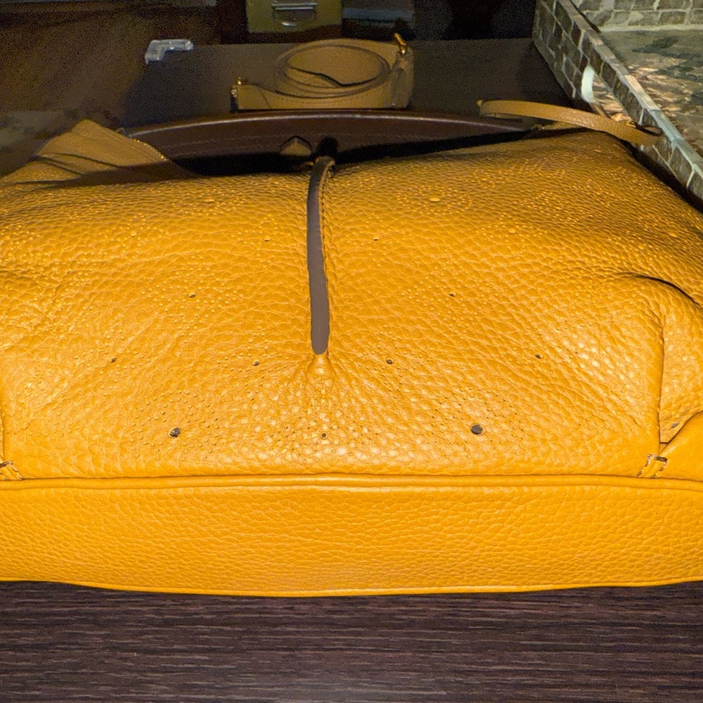 AUTH. LOUIS VUITTON MAHINA SERENE MM 2-Way Handbag/Shoulderbag-Caramel - Picture 7 of 14